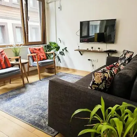 1 Bedroom Cozy דירה *